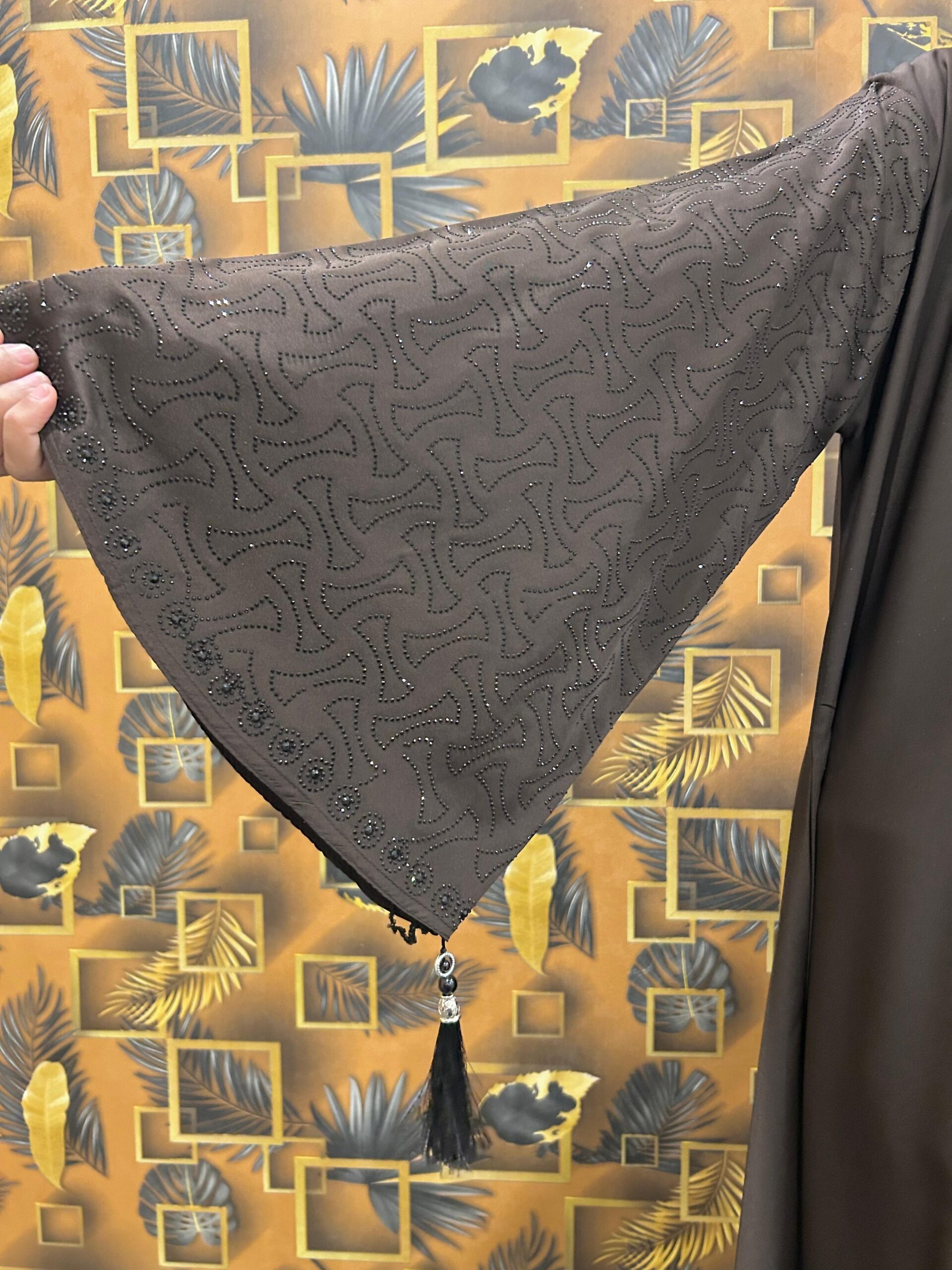 11 Num Fancy Nug - Image 2